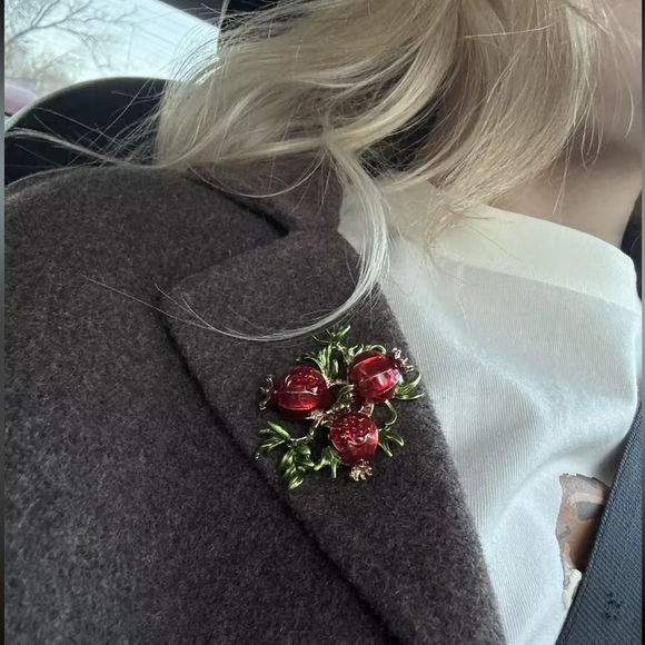 Betsey Johnson Longevity Red Pomegranate Brooch - Picture 3 of 7